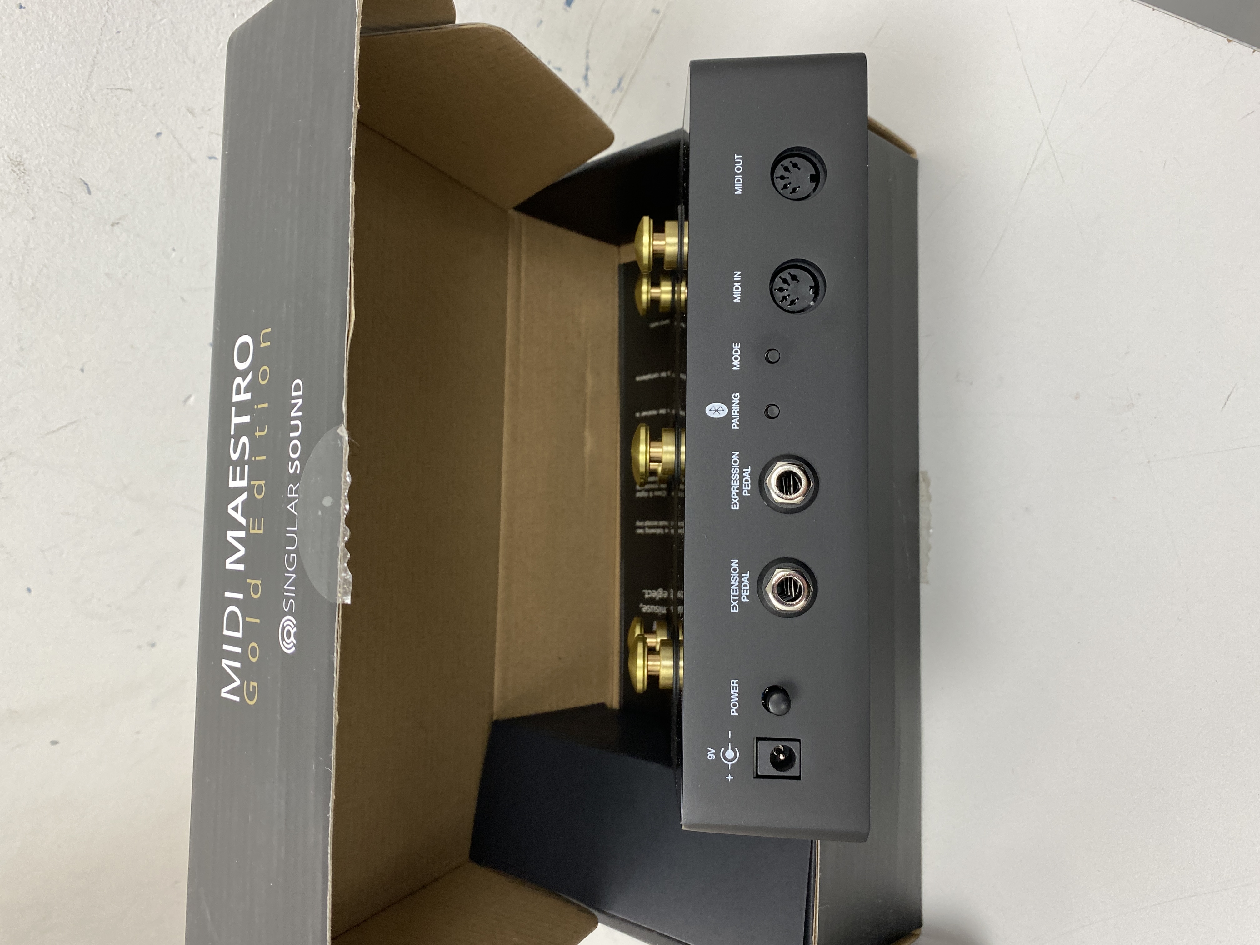 Pre-owned singular sound MIDI Maestro Gold Edition All-in-One Foot